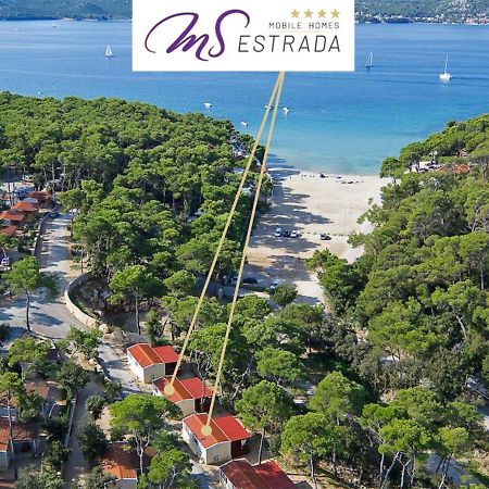 Ms Estrada Mobile Homes บีโอกราดนาโมรู ภายนอก รูปภาพ